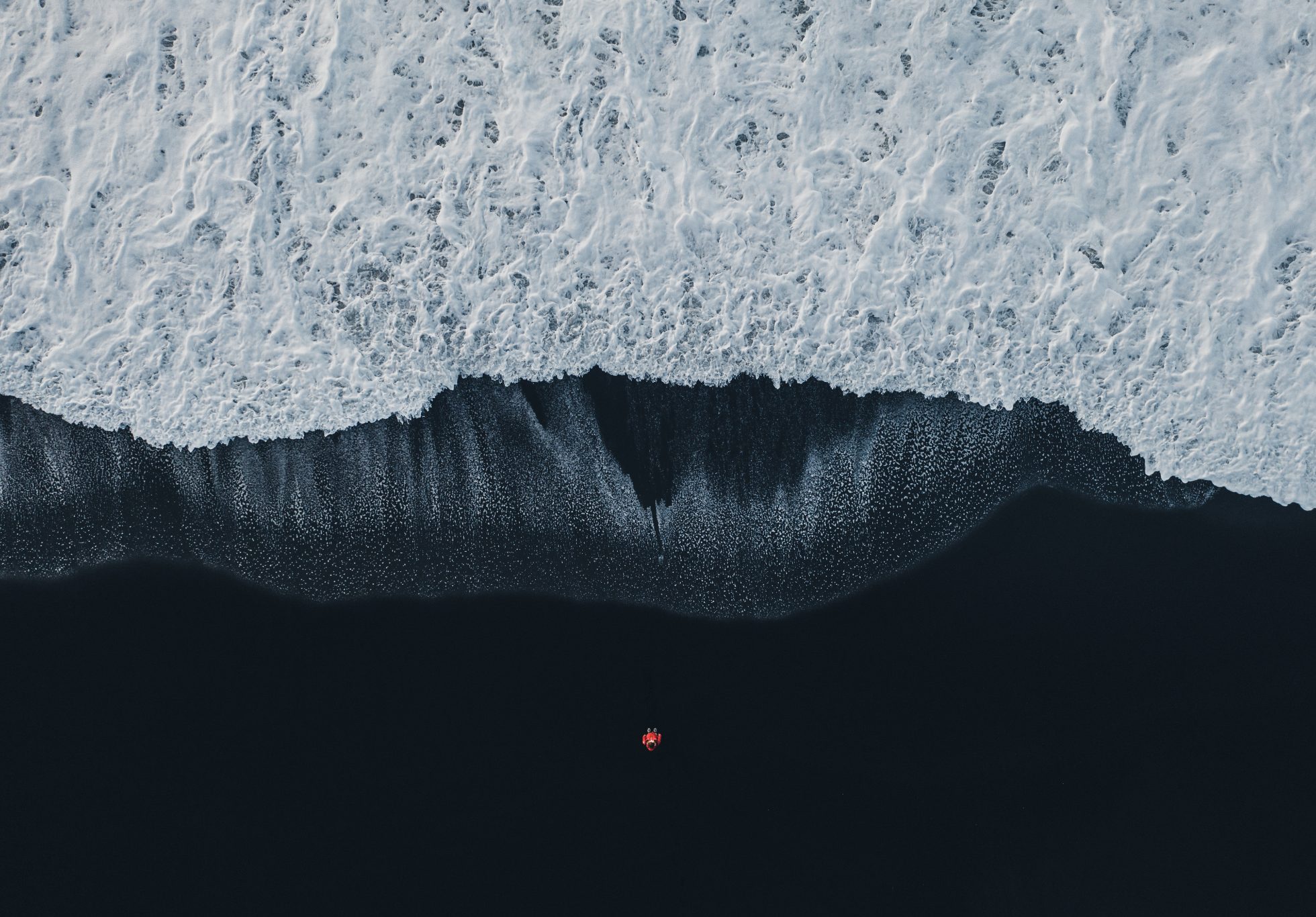 Czarna plaża Reynisfjara na Islandii